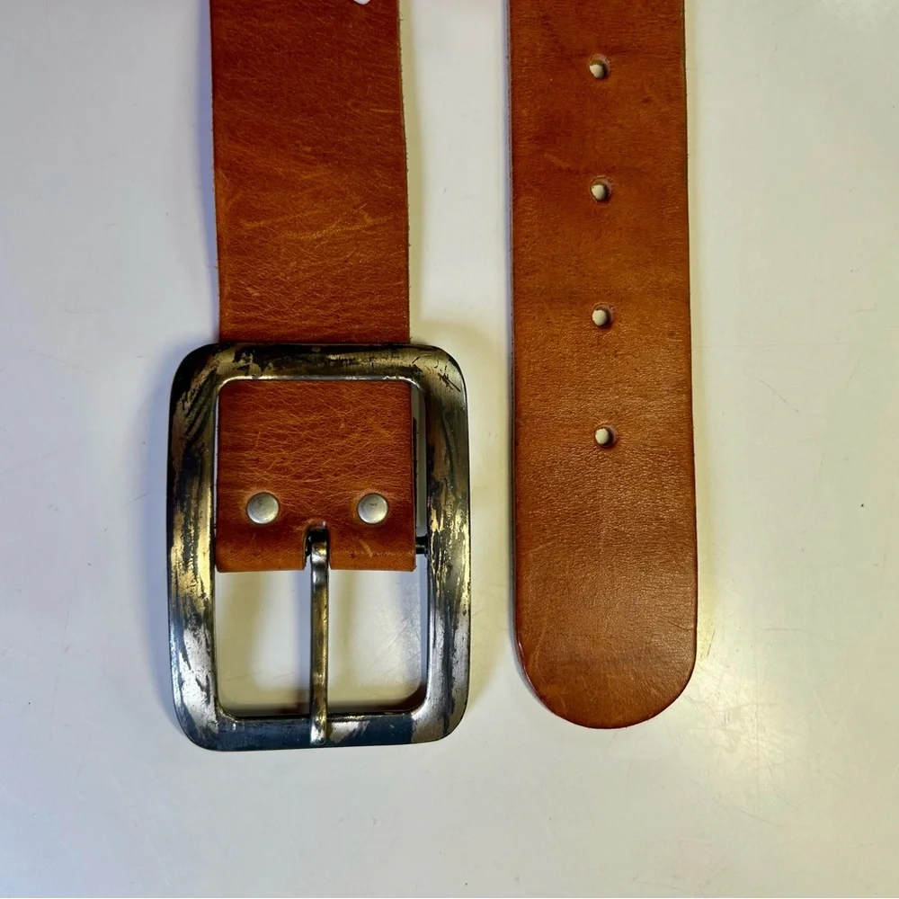 H&M Wide Brown Leather Belt, Unisex, Distressed Silver Buckle Size 33-34 - Picture 4 of 10